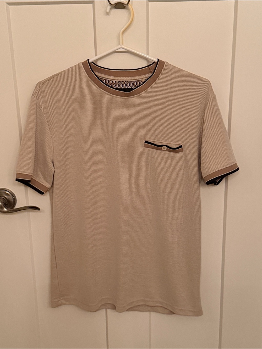 Men's Denim & Flower by Ricky Singh Beige Short-Sleeve Crew Neck Shirt, size S